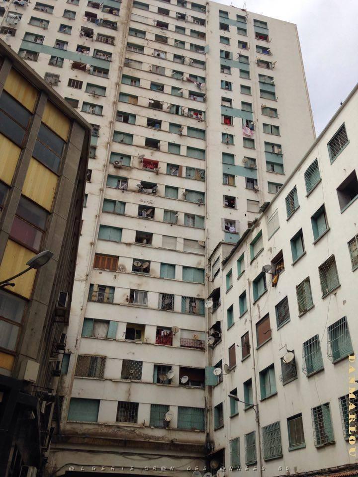 ORAN-Residence Perret 2.jpg